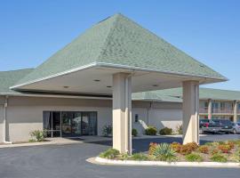 Super 8 by Wyndham Dunn, hotel in Dunn