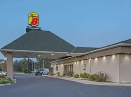 Super 8 by Wyndham Dunn