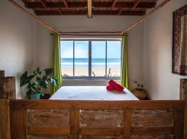 Pura Vida Tofo Beach Houses, cabaña o casa de campo en Praia do Tofo