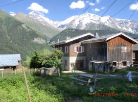 Les passereaux, hotel near Chef-Lieu Ski Lift, Saint-Nicolas-de-Véroce