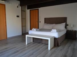 Gatto Bianco le Dimore, self catering accommodation in Bari