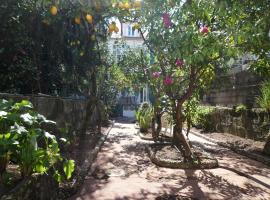 Kalnu kotedža Casa Familiar do Porto Portu