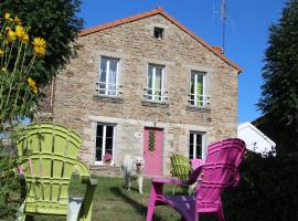 Les Cremades, hotel in Langogne