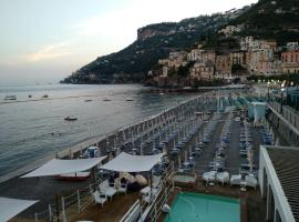 L & F Apartment's, hôtel à Minori