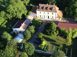 La Massonnière Gîte et chambres d'hôtes, casa de hóspedes em Mondion