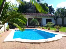 La Esperanza, hotel v destinaci Piribebuy
