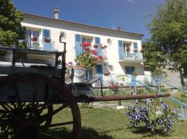 Aqui Sian Ben, B&B in Castellane