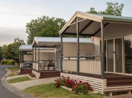 BIG4 Mornington Peninsula Holiday Park, hotel i Frankston