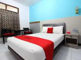 RedDoorz Plus Syariah near Lempuyangan Station 3