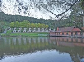 Pousada Parque das Pitangueiras, inn in Flores da Cunha