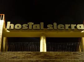 Hostal Sierra, viešbutis mieste San Sebastian de los Rejesas