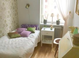 Farsta Bed and Breakfast, B&B in Stockholm