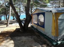 Caravan near the sea 2, campsite in Ugljan