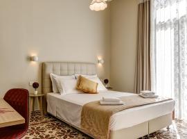 Mosaic, serviced apartment in Chania Town