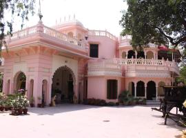 Savrupson Heritage Home, bed and breakfast a Jalandhar