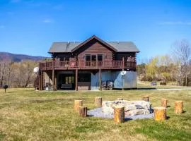 Poppy's Hideaway on the Shenandoah River!