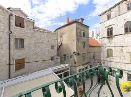 Apartment Nikolina Old town