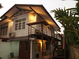 P.L.P Guesthouse - Mae Hong Son, hotel near Mae Hong Son Airport - HGN, 