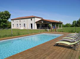 Gite Pech De Durand Villeneuve Sur Lot, pet-friendly hotel in Villeneuve-sur-Lot