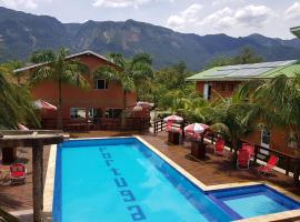 Residencial dos Portugas, hotel di Boracéia