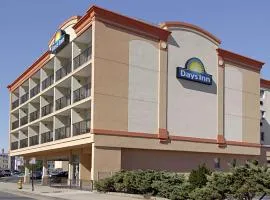 Days Inn by Wyndham Atlantic City Beachblock