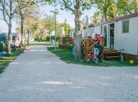 Badacsony Camping, hotel i Badacsonytomaj