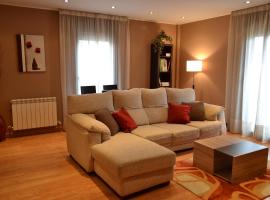 Apartamento Nuevo Baztan, location de vacances à Elizondo