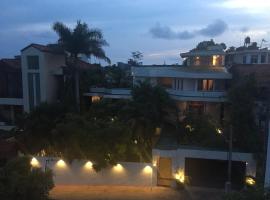 Silvikris Villa, hotel a Colombo