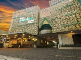 Grand Amira Hotel