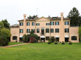 VILLA LA FENICE Locazione Turistica, lacný hotel v destinácii Treviso