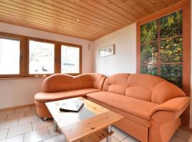 Garden-View Holiday Home in Am Salzhaff by the Sea, holiday rental in Pepelow
