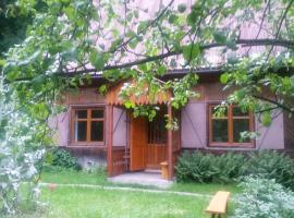 Osada Włościańska, hotel in zona Łokietek's Grotto, Ojców