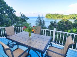 Moon San Villa at the Blue Lagoon, hótel í Port Antonio