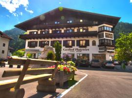 Hotel Restaurant Platzwirt, hotel cerca de Schwazerlift 1, Rauris