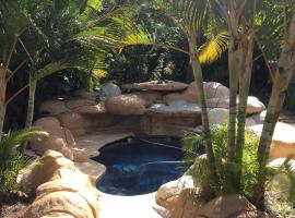 Tropical Paradise, bed and breakfast en Southbroom