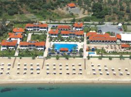 Viesnīca Assa Maris Beach Hotel pilsētā Pirgadikija