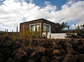 Villa Timanfaya, Hotel in Tinajo