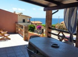 Blue view Alabe, holiday home in Magomadas