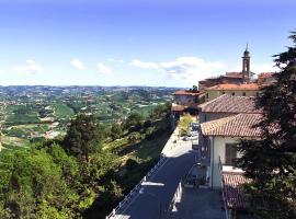 Rocche Costamagna Art Suites, hótel í La Morra