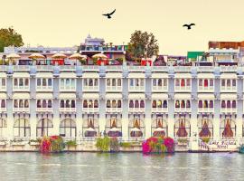 Lake Pichola Hotel, hotelli kohteessa Udaipur