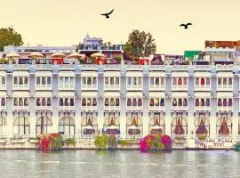 Lake Pichola Hotel