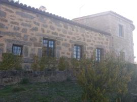 Casa Rural de Benjamin Palencia, hytte i Villafranca de la Sierra