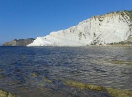 Bluoltremare, hotel en Realmonte