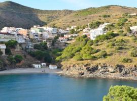 Villa Bella Portbou, casa de praia em Portbou