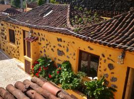 Country private studio, hotel with parking in El Amparo