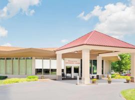 Ramada by Wyndham Lexington North Hotel & Conference Center, Hotel in Lexington