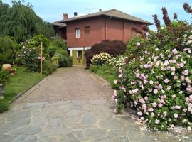 B&B Villa Giardini Susanna, hotel in Gattico