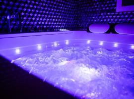 Suite Glamour & Spa, hotel em Dijon