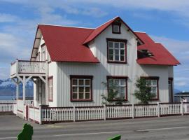 Bjarnabúð, apartment in Húsavík