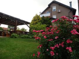 Apartments and Rooms Kristina, location près de la plage à Drežnik Grad